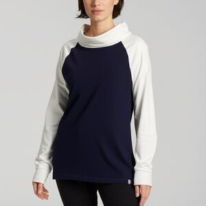 T By TALBOTS Women’s Preppy Navy Cream Cowl Neck Top Soft Sweatshirt Sz S 4/6